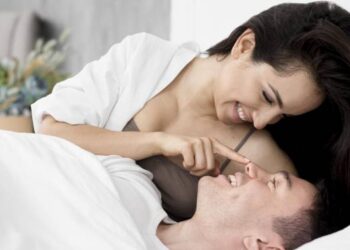 Bukan Hanya Pemanasan, Ini Manfaat Foreplay sebelum Bercinta