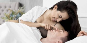 Bukan Hanya Pemanasan, Ini Manfaat Foreplay sebelum Bercinta