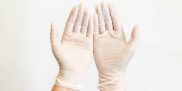 penggunaan sarung tangan latex farmaku