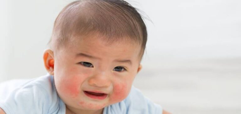 Tips Memilih Perawatan Kulit Bayi