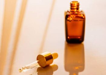 7 Manfaat Retinol untuk Kulit Wajah dan Efek Sampingnya