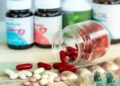 8 Rekomendasi Vitamin Terbaik untuk Tingkatkan Daya Tahan Tubuh Saat Puasa