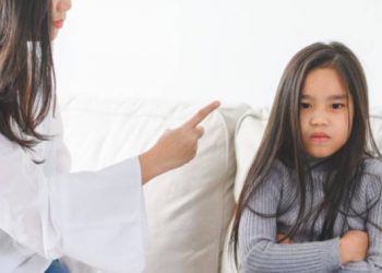 Cara memarahi anak dengan benar