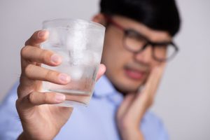 cara mengatasi gigi sensitif