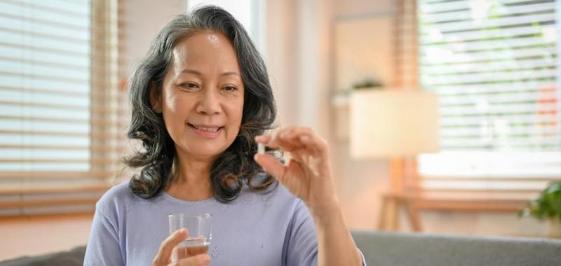 gambar vitamin untuk lansia