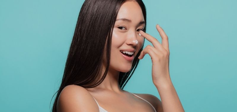 7 Kandungan Skincare Efektif untuk Basmi Jerawat